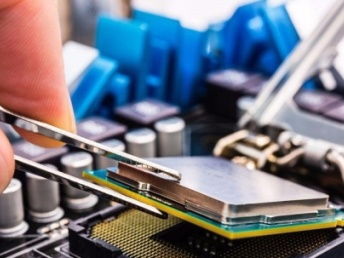 宝山月浦地区一站式IT服务 电脑维修、综合布线、监控安装与耗材零售全解析